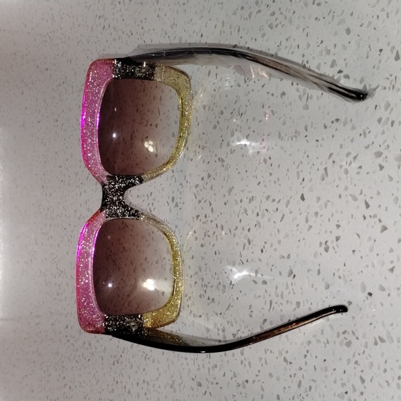 Ladies Square Oversized Framed Sunglasses (Pink/Yellow/Dark Brown Legs) - New! - Picture 3 of 4